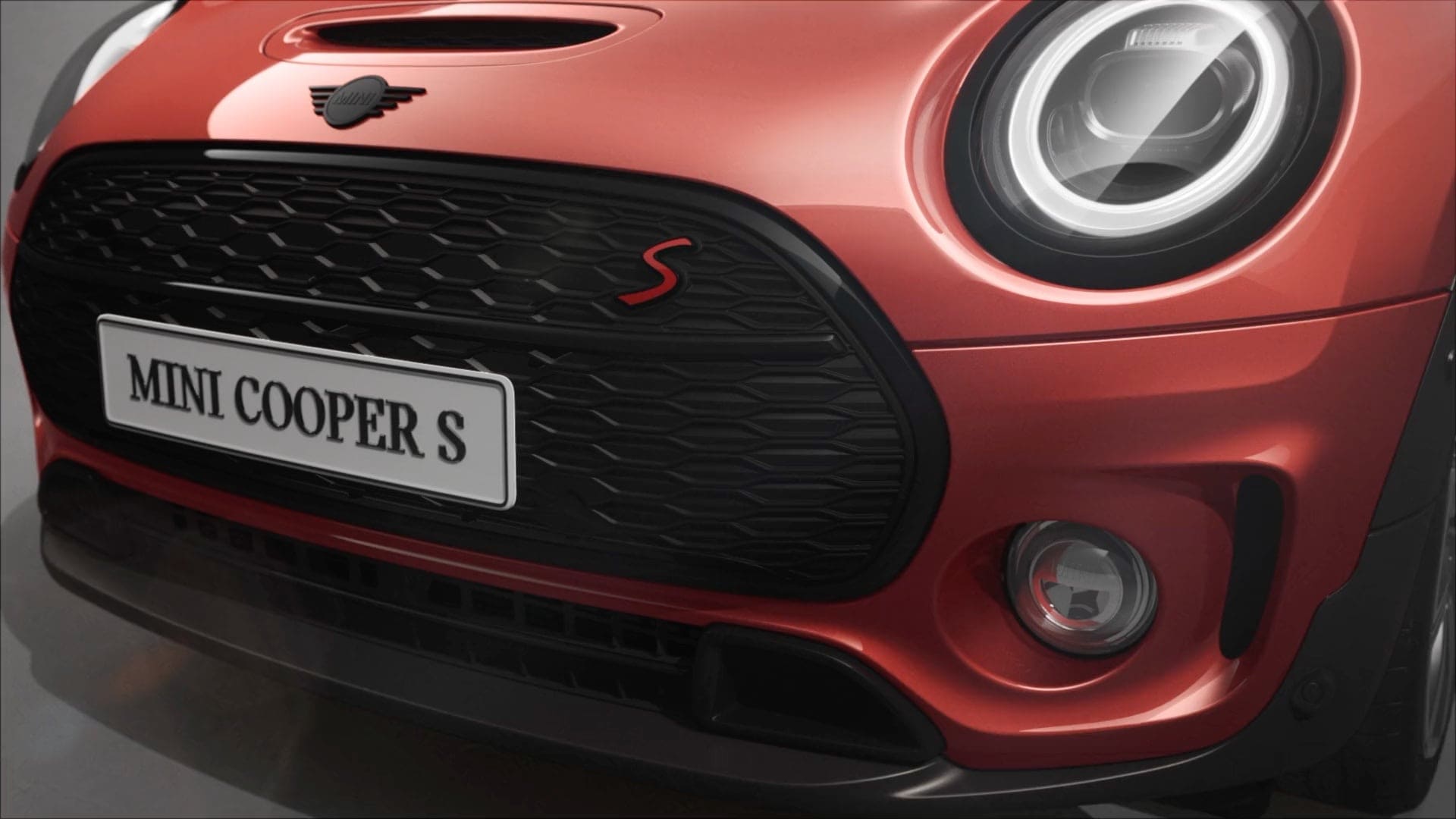 MINI Clubman – вид cпереди – красный и черный
