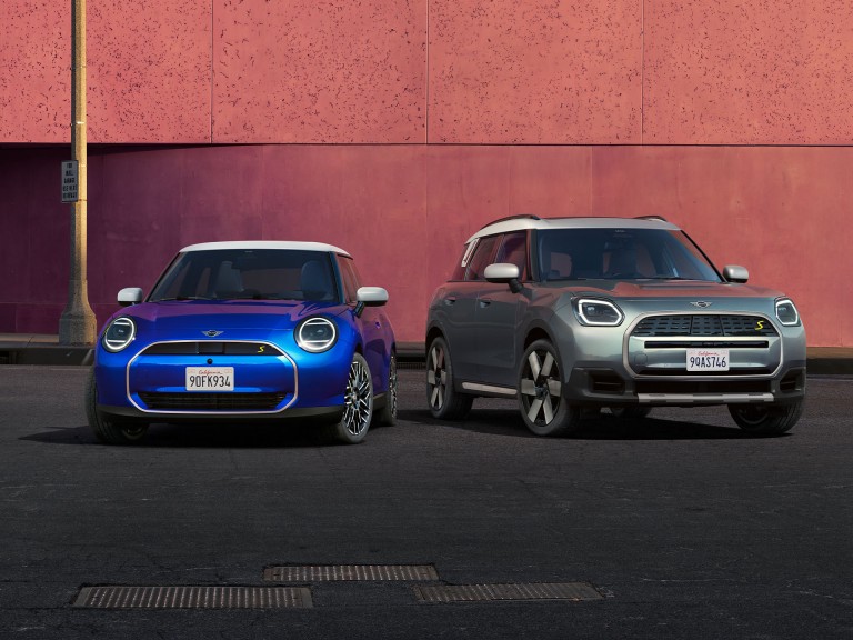 Цифровой опыт MINI — система управления дальним светом фар