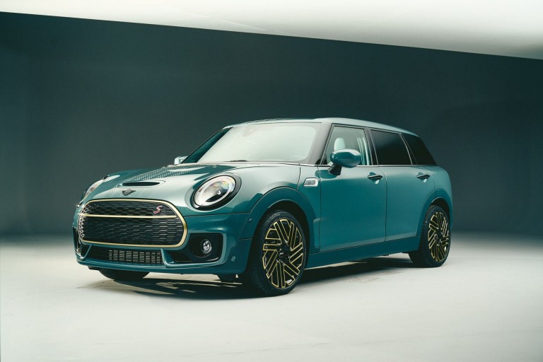 Искусство специальных серий MINI