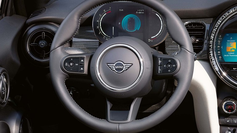 3-дверный хэтчбек MINI – рулевое колесо – кожа наппа