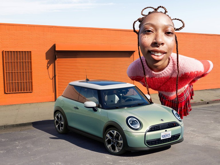 MINI Cooper 3-дверный – ощущения от вождения – ассистент парковки