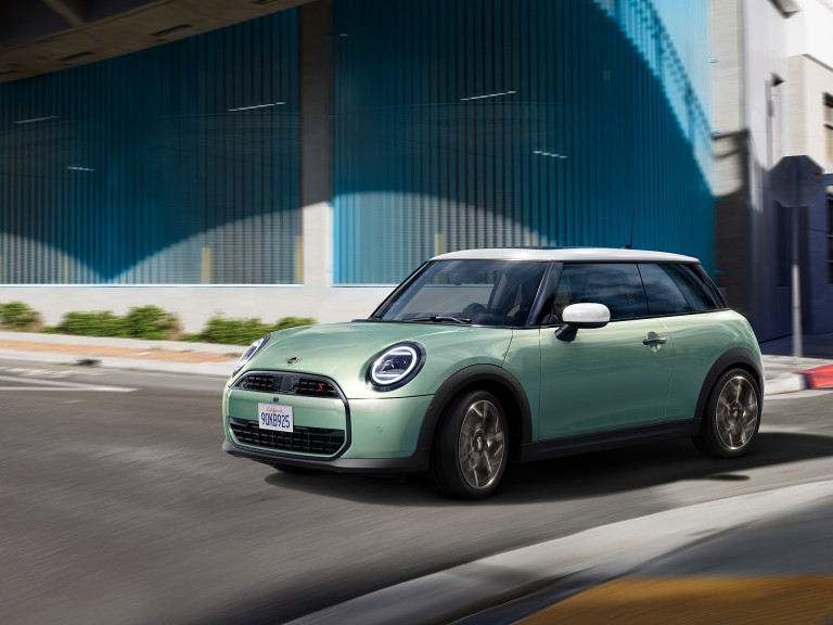 MINI Cooper 3-дверный – ощущения от вождения – захватывающая картинговая управляемость