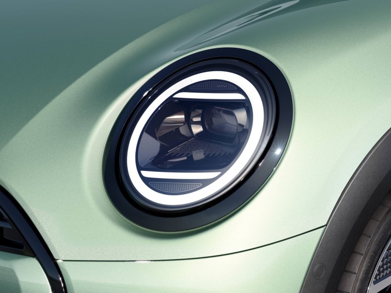 MINI Cooper 3-дверный – экстерьер – дизайн фар
