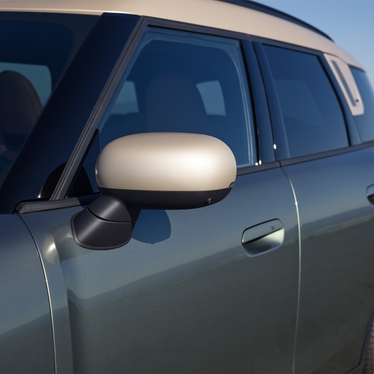 MINI Countryman – мозаика – экстерьер