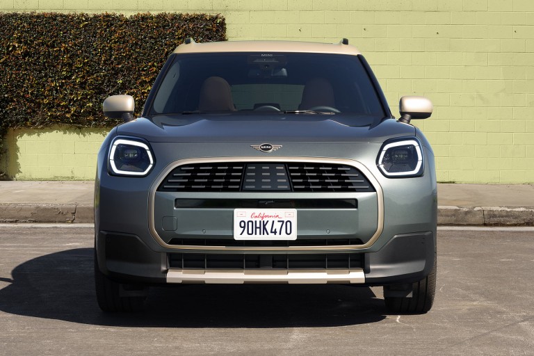 MINI Countryman – ощущения от вождения – двигатели с турбонаддувом