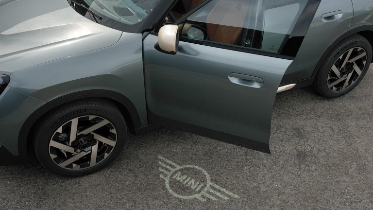 MINI Countryman – экстерьер – приветственная подсветка